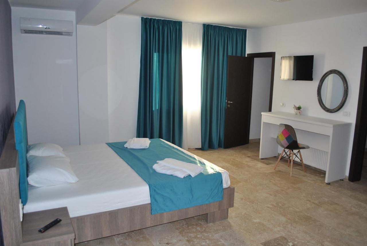 Blue Border Hotel Vama Veche Bagian luar foto