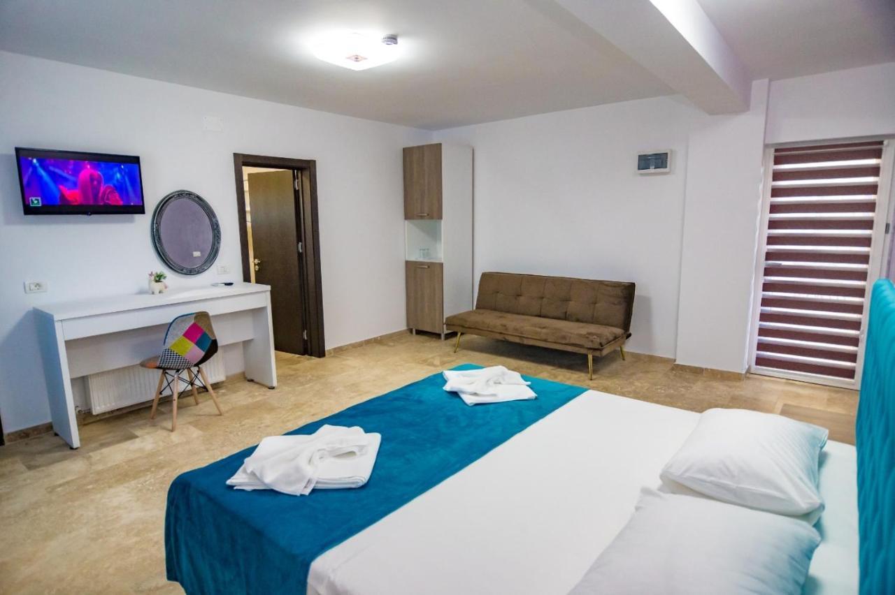 Blue Border Hotel Vama Veche Bagian luar foto