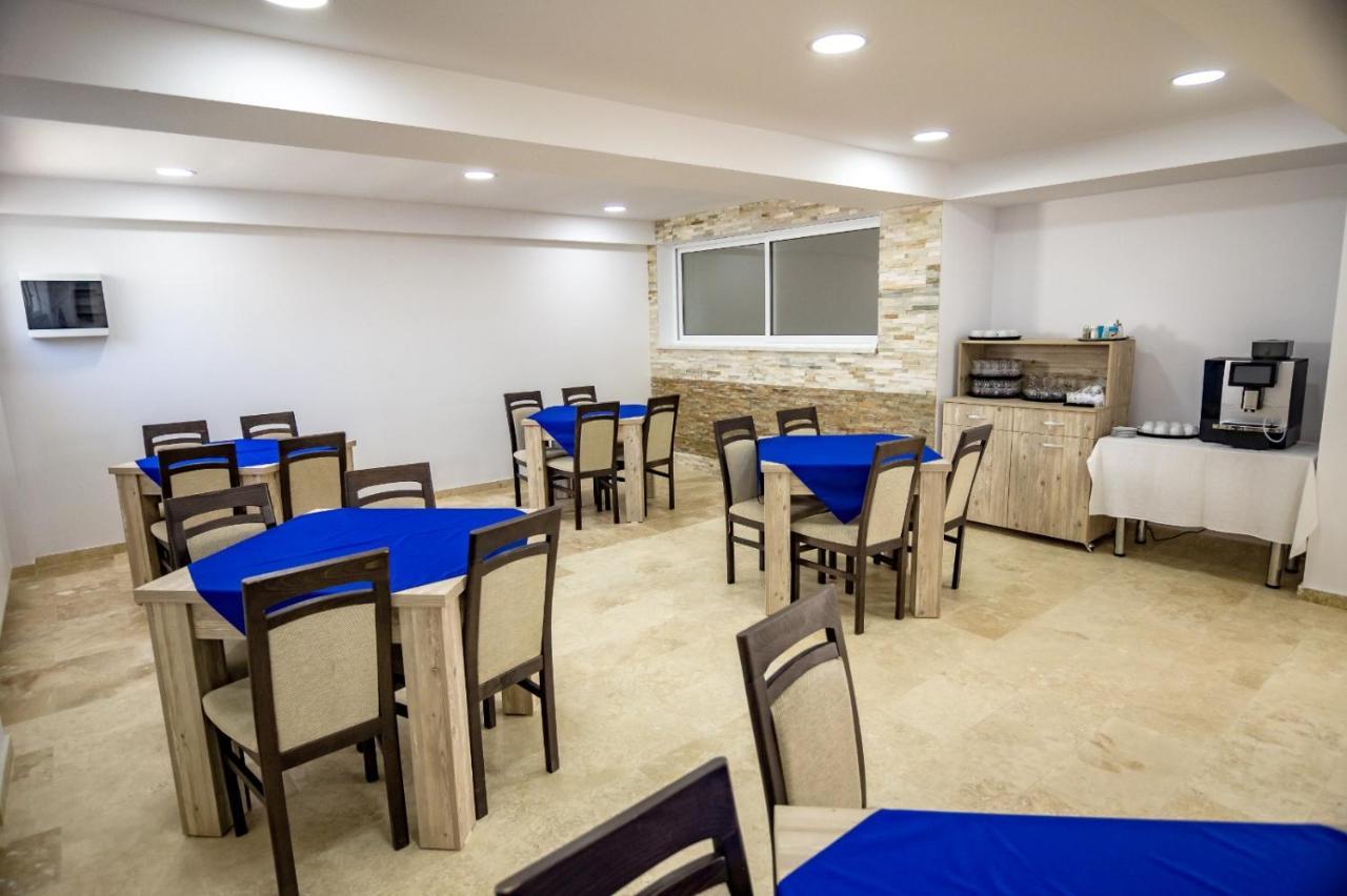 Blue Border Hotel Vama Veche Bagian luar foto